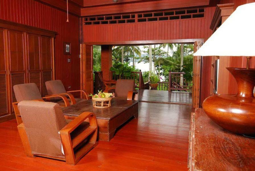 Baan Mai Beachfront Lone Island Phuket Kültér fotó