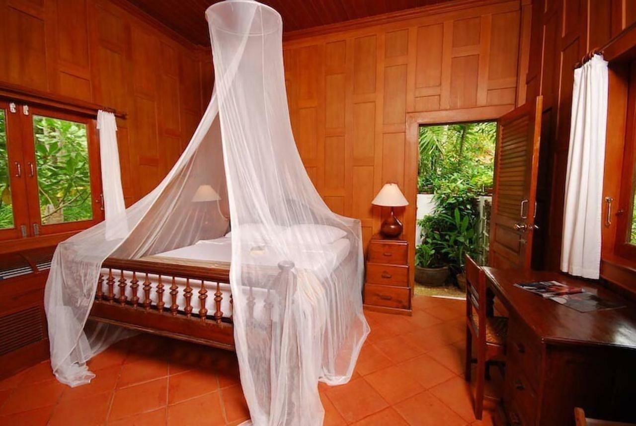 Baan Mai Beachfront Lone Island Phuket Kültér fotó